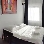 Bed & Breakfast Marmas 3*